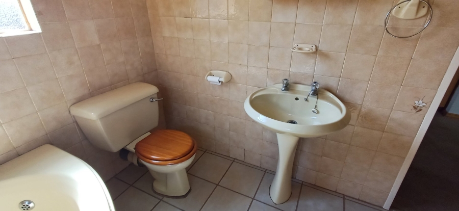 4 Bedroom Property for Sale in Panorama Free State